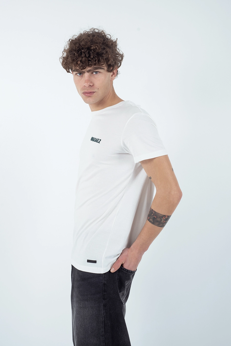 H Remera Tribe - Imagen 3