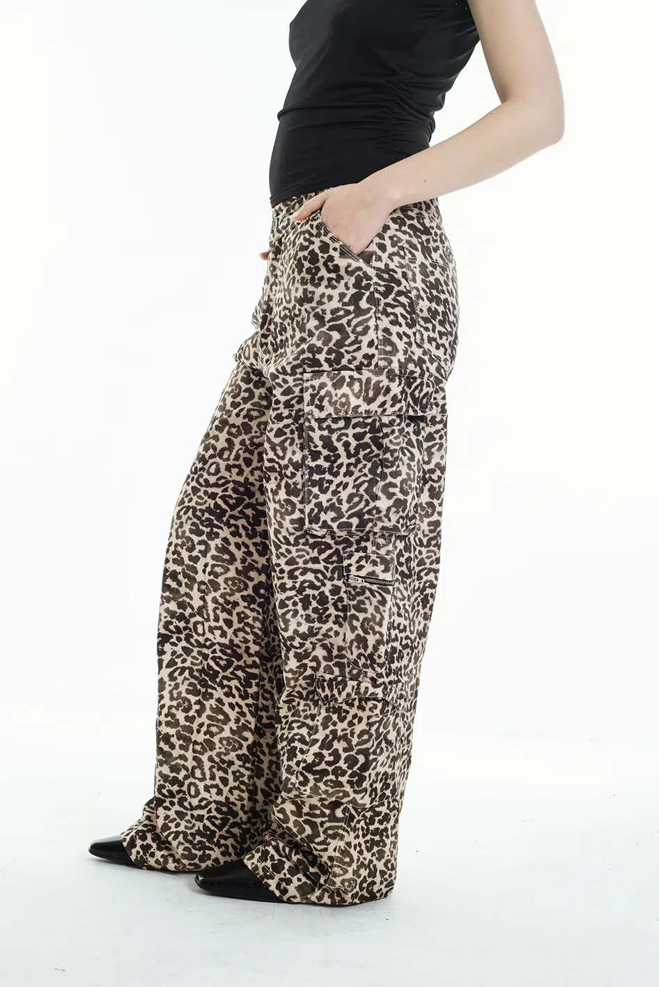Pantalón Cargo Vietnam Print - Imagen 3
