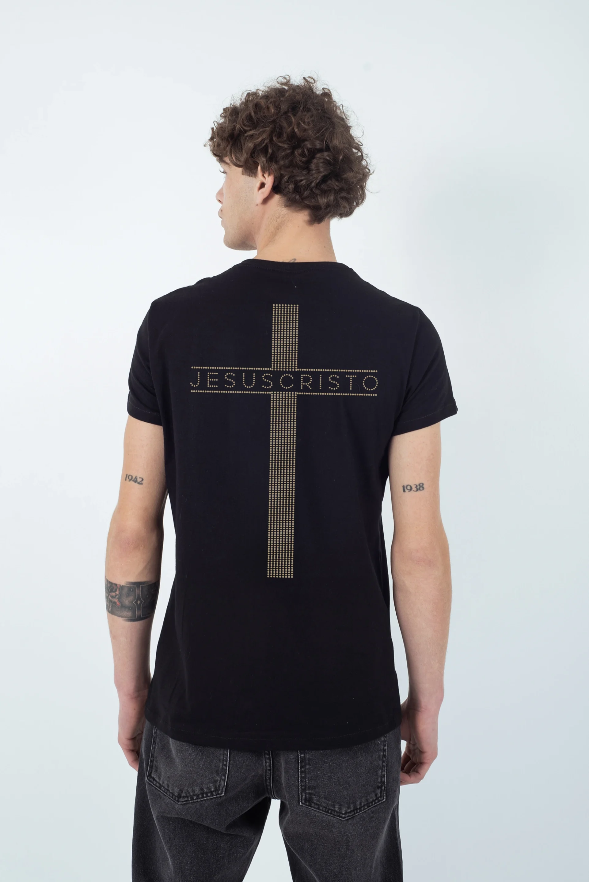 H Remera Saint - Imagen 2