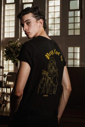 H Remera Pray For Us