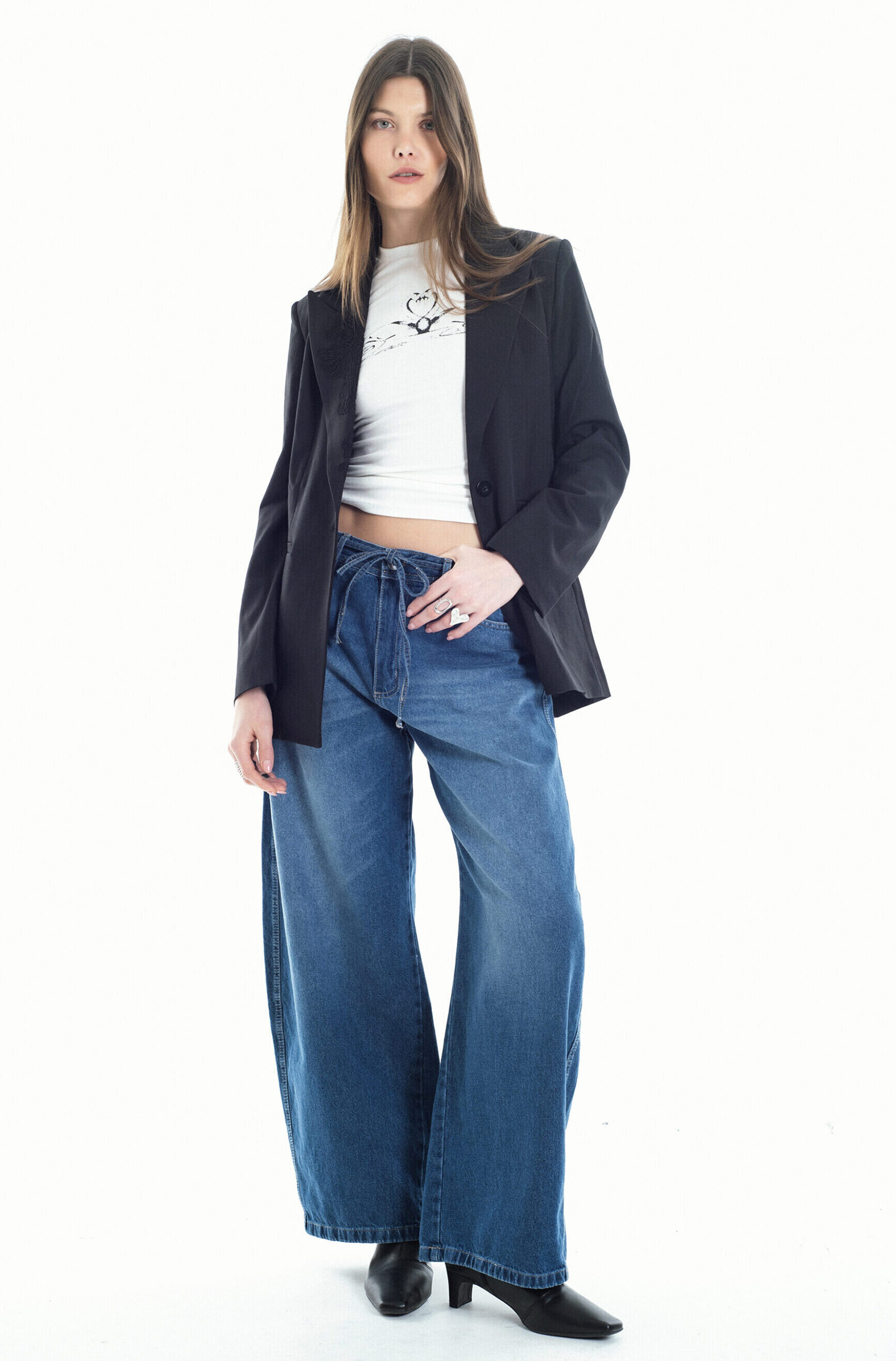Jean Barrel Gina Blue